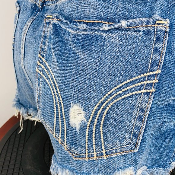 Hollister High Waist Fringed Jean Shorts 3 W 26 - Picture 7 of 9